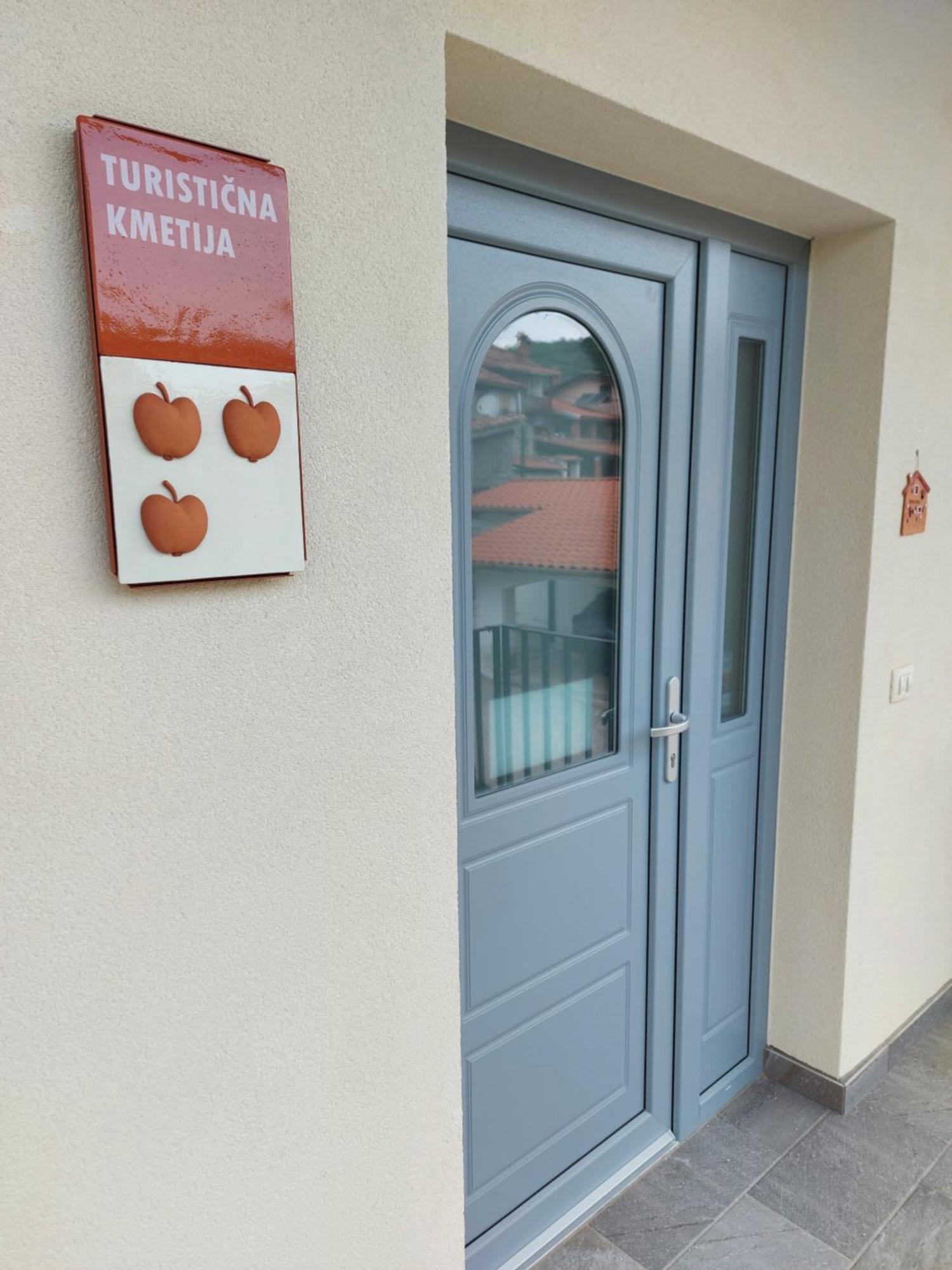 Apartmaji Aucin - Brda Kojsko Exterior foto